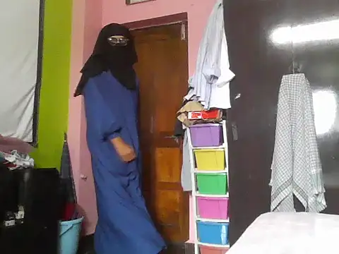 Snapshot of nasrin_katoon_7 chatting on 09/29/25, 07:13 nasrin katoon 7 online show from 09/29/25, 07:13