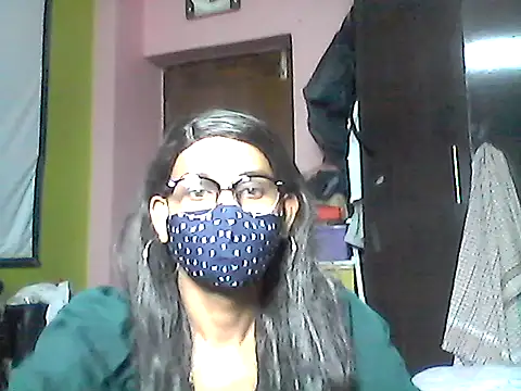 Snapshot of nasrin_katoon_7 chatting on 10/23/25, 09:52 nasrin katoon 7 online show from 10/23/25, 09:52