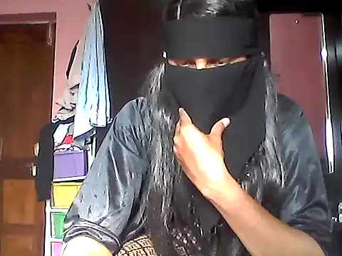 Snapshot of nasrin_katoon_7 chatting on 11/06/25, 10:05 nasrin katoon 7 online show from 11/06/25, 10:05