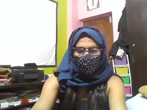 Snapshot of nasrin_katoon_7 chatting on 11/15/25, 06:48 nasrin katoon 7 online show from 11/15/25, 06:48