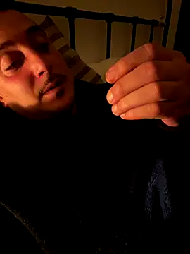 Snapshot of tavaresscp chatting on 12/14/25, 08:09 tavaresscp online show from 12/14/25, 08:09