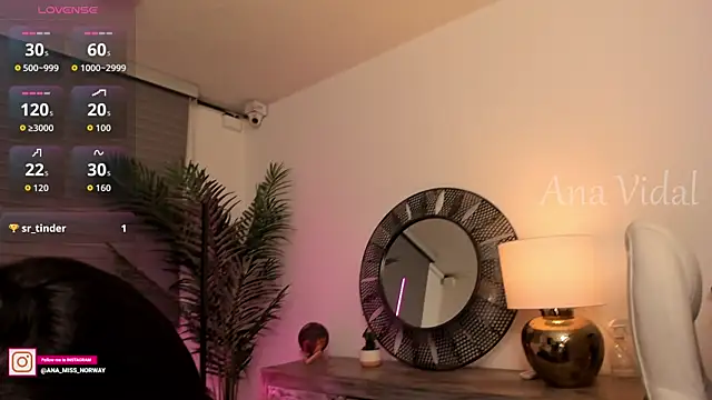 Miss norway online show from 10/16/25, 09:38