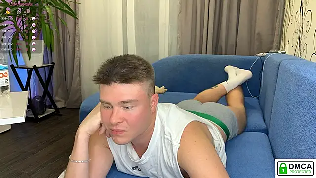 Snapshot of holy_eggs_02 chatting on 09/15/25, 06:30 holy eggs 02 online show from 09/15/25, 06:30