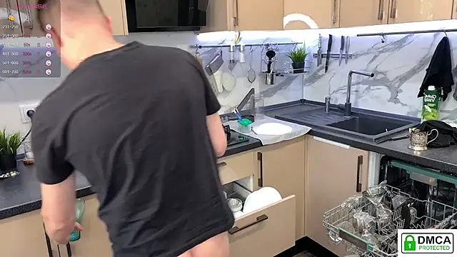 Snapshot of holy_eggs_02 chatting on 09/16/25, 07:09 holy eggs 02 online show from 09/16/25, 07:09