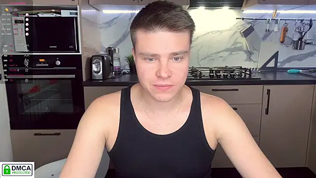 Snapshot of holy_eggs_02 chatting on 10/13/25, 05:02 holy eggs 02 online show from 10/13/25, 05:02