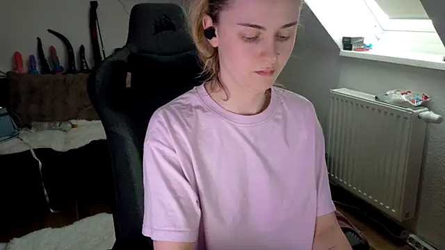 Melly4You online show from 05/21/26, 03:19