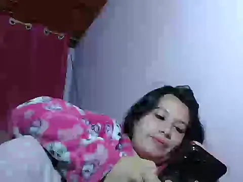 nina kisslove online show from 10/16/25, 01:39