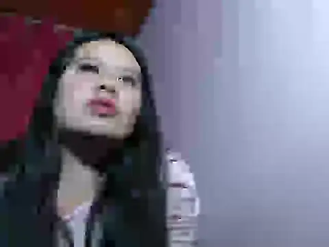 nina kisslove online show from 10/20/25, 04:51