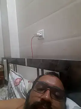 Hot-boy077 online show from 09/30/25, 06:02