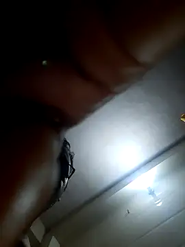 Hot-boy077 online show from 10/31/25, 02:07