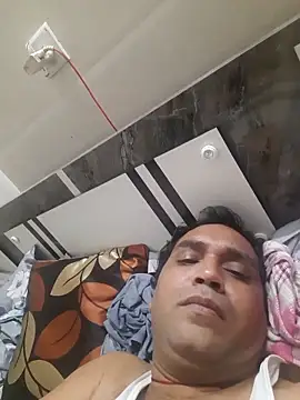 Hot-boy077 online show from 11/28/25, 06:32