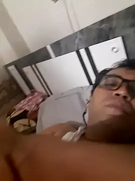 Hot-boy077 online show from 11/30/25, 07:40