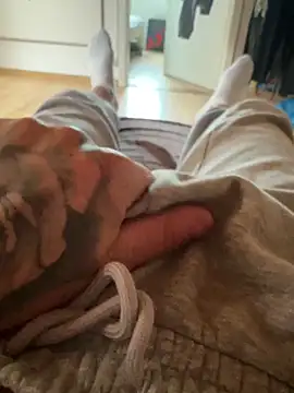 Dodxx77 online show from 10/05/25, 04:05