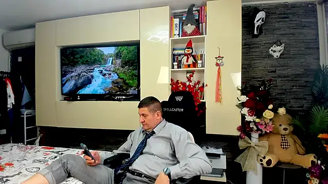 SpartacusDaddy48 online show from 04/08/26, 08:31