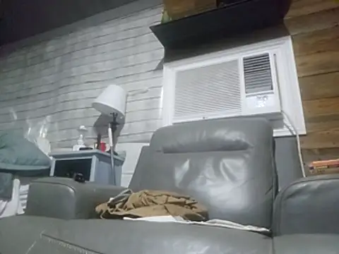 Snapshot of Billysch@xh chatting on 10/26/25, 12:38 Billyschxh online show from 10/26/25, 12:38