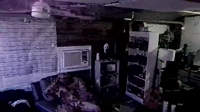 Snapshot of Billysch@xh chatting on 03/23/26, 04:38 Billyschxh online show from 03/23/26, 04:38