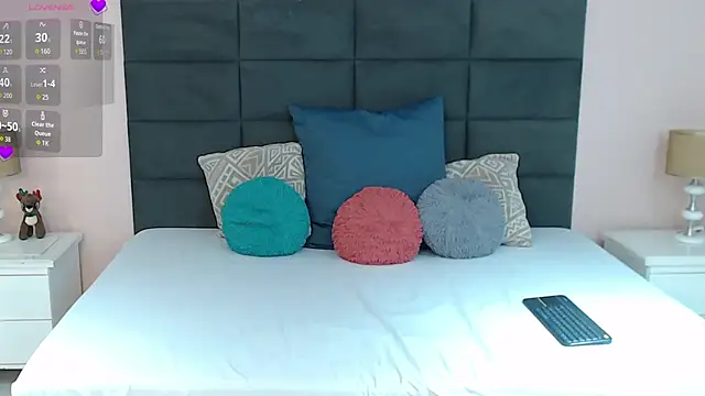 Abby-campbel online show from 11/21/25, 08:51