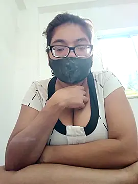 Elie couple143 online show from 10/21/25, 02:34