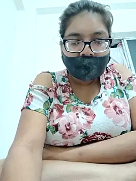 Elie couple143 online show from 10/22/25, 06:40