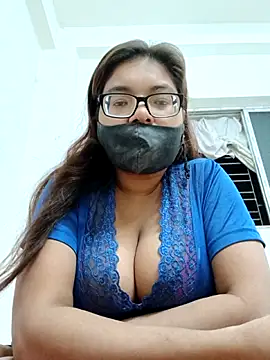 Elie couple143 online show from 11/08/25, 06:51