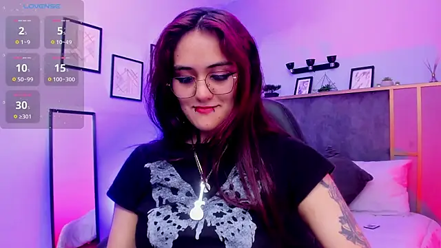 Snapshot of Azurra_amatto2 chatting on 07/13/26, 03:20 Azurra amatto2 online show from 07/13/26, 03:20