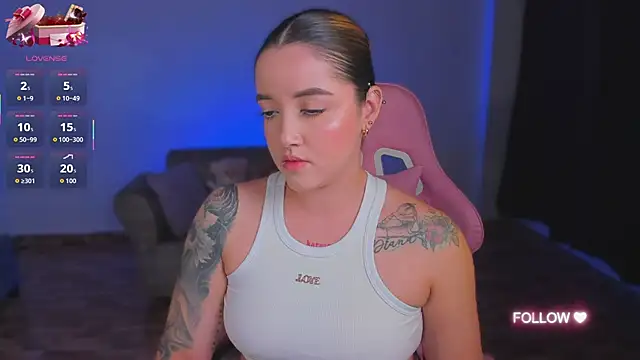 lunaarose online show from 09/17/25, 04:03