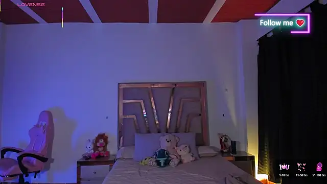 lunaarose online show from 04/11/26, 03:11