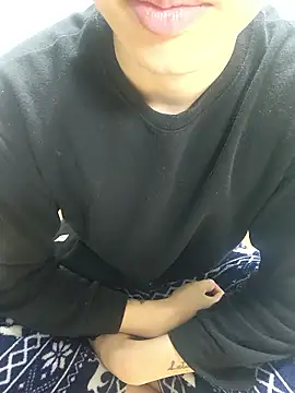 Snapshot of K_istp chatting on 11/08/25, 12:05 K istp online show from 11/08/25, 12:05