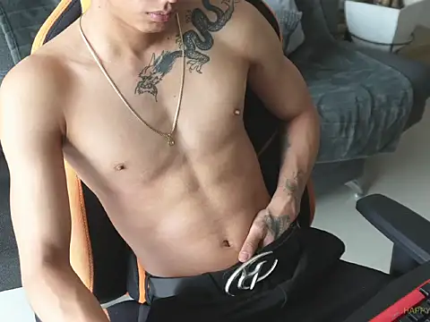 Snapshot of Vbenz28 chatting on 01/19/26, 04:22 Vbenz28 online show from 01/19/26, 04:22