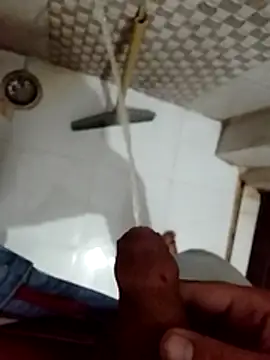 Snapshot of young18indian chatting on 11/19/25, 02:33 young18indian online show from 11/19/25, 02:33