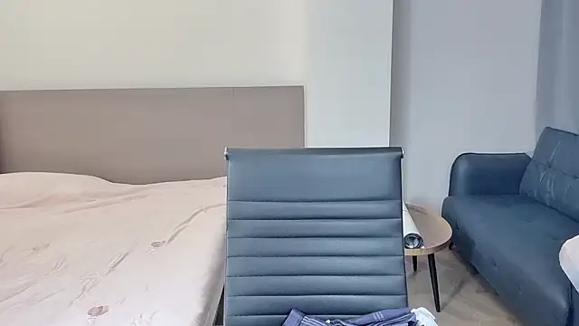 Snapshot of nini_a chatting on 10/25/25, 11:29 nini a online show from 10/25/25, 11:29