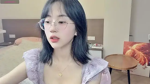 Snapshot of nini_a chatting on 04/08/26, 11:32 nini a online show from 04/08/26, 11:32