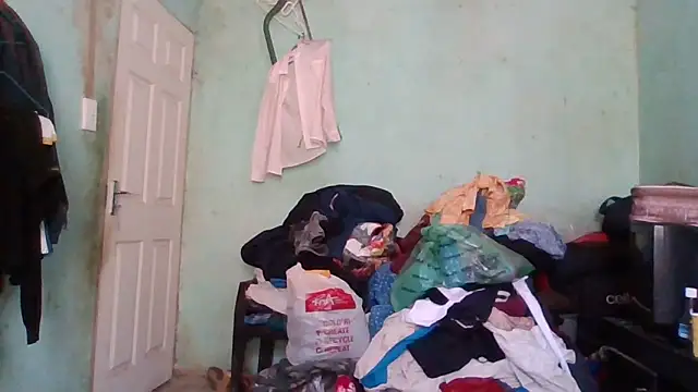 Snapshot of Nicky52 chatting on 10/01/25, 10:21 Nicky52 online show from 10/01/25, 10:21