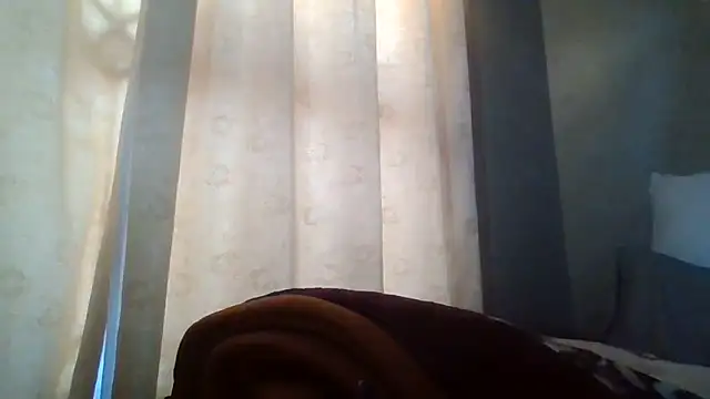 Snapshot of Nicky52 chatting on 10/08/25, 05:05 Nicky52 online show from 10/08/25, 05:05