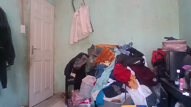 Snapshot of Nicky52 chatting on 10/09/25, 08:23 Nicky52 online show from 10/09/25, 08:23