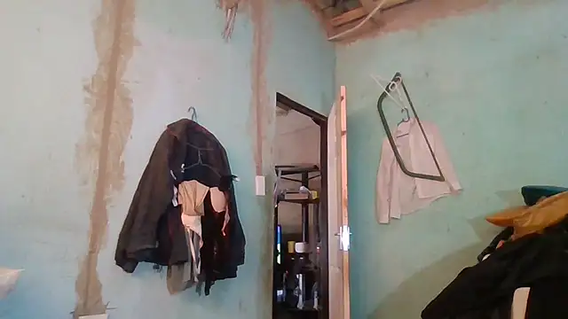 Snapshot of Nicky52 chatting on 11/08/25, 05:18 Nicky52 online show from 11/08/25, 05:18