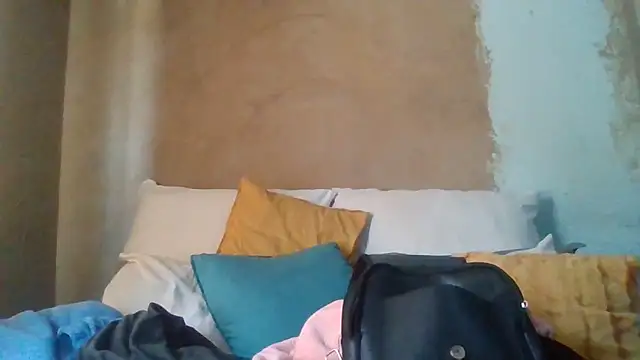 Snapshot of Nicky52 chatting on 11/22/25, 09:52 Nicky52 online show from 11/22/25, 09:52