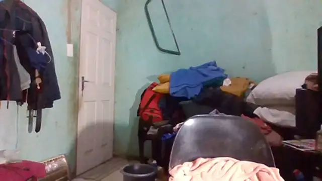 Snapshot of Nicky52 chatting on 01/14/26, 05:51 Nicky52 online show from 01/14/26, 05:51