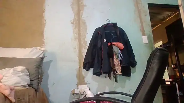 Nicky52 online show from 04/16/26, 02:18