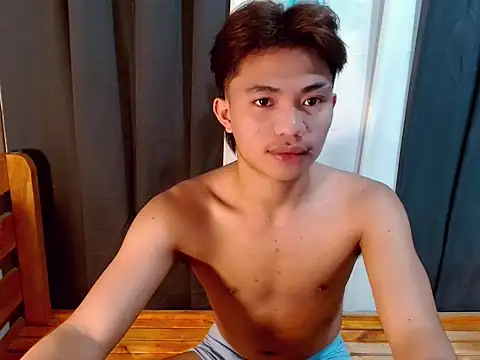 Snapshot of mostwantedtwink chatting on 10/24/25, 11:12 mostwantedtwink online show from 10/24/25, 11:12