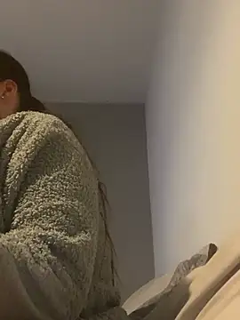 LollyLove  online show from 04/14/26, 08:04