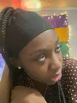 Snapshot of HennessyBaby21 chatting on 03/24/26, 10:15 HennessyBaby21 online show from 03/24/26, 10:15