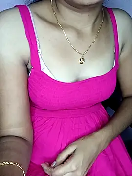 Snapshot of Nidhi_lovely chatting on 10/07/25, 05:43 Nidhi lovely online show from 10/07/25, 05:43