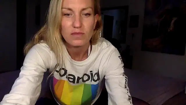 Snapshot of MackdaddyandgG chatting on 02/13/26, 09:22 MackdaddyandgG online show from 02/13/26, 09:22