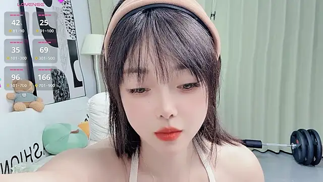 uikyy1 online show from 12/21/25, 02:35