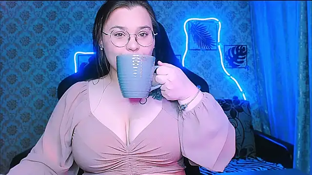 InLoveWithLife26 online show from 03/15/26, 07:31