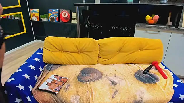 Snapshot of FlirtyMary chatting on 09/12/25, 09:59 FlirtyMary online show from 09/12/25, 09:59