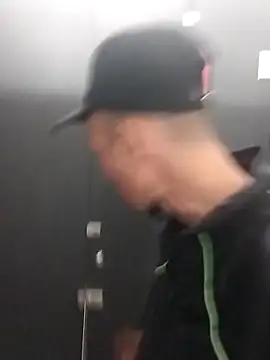 Snapshot of nacho20cmhot chatting on 10/05/25, 04:16 nacho20cmhot online show from 10/05/25, 04:16