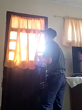 Snapshot of nacho20cmhot chatting on 10/11/25, 02:15 nacho20cmhot online show from 10/11/25, 02:15