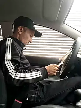 Snapshot of nacho20cmhot chatting on 10/14/25, 01:01 nacho20cmhot online show from 10/14/25, 01:01